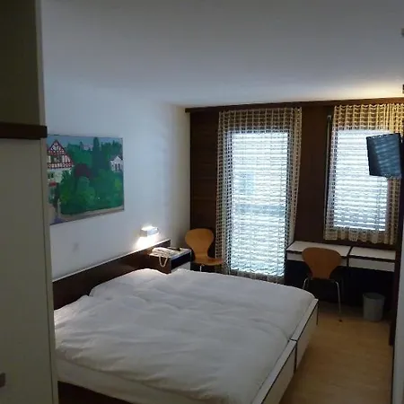 Restaurant Weinhof מלון 3*