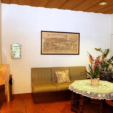 Hotell Restaurant Weinhof 3*